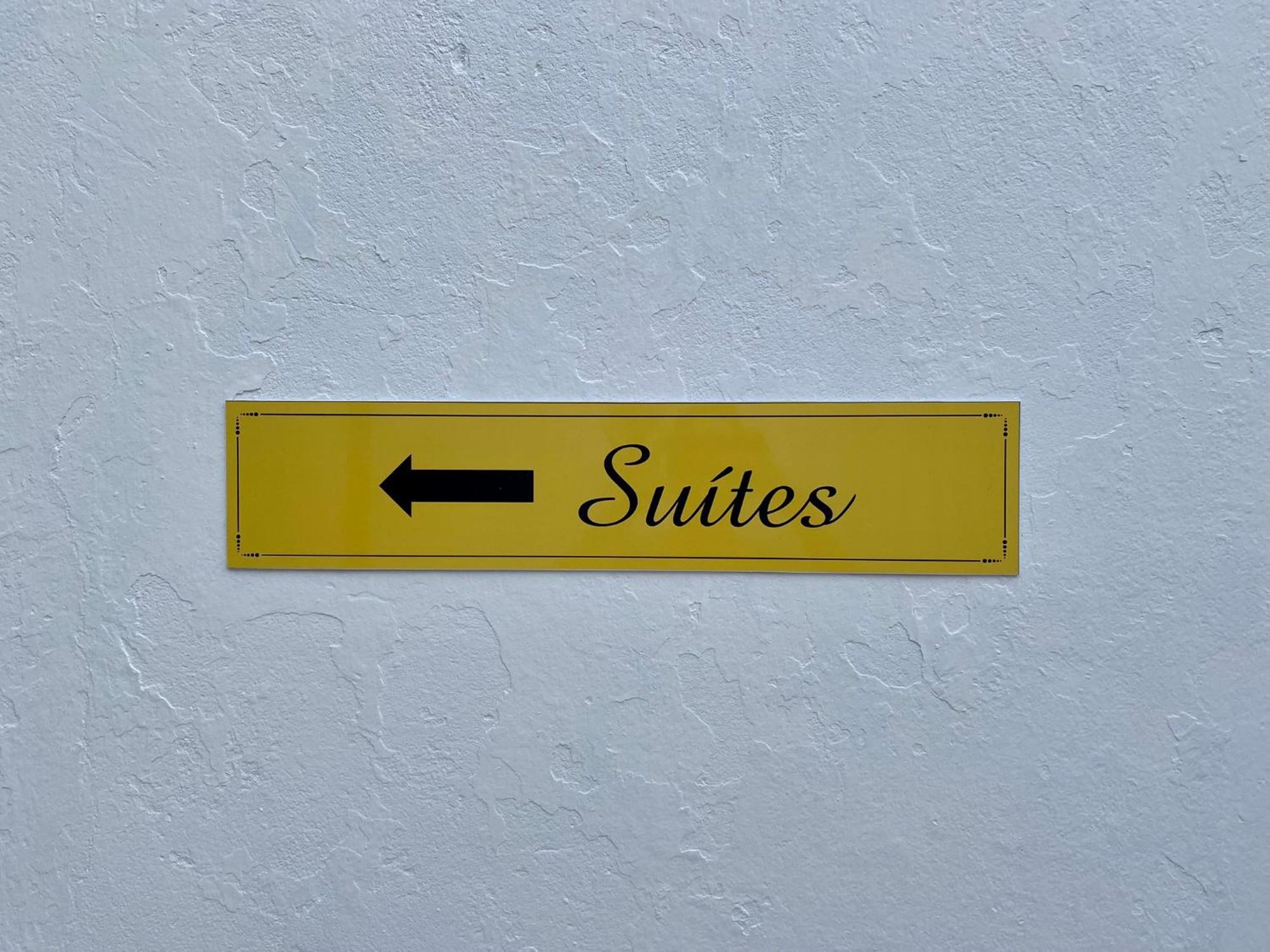 Kalug - Suite Casal Independente Em Guest House Ilheus Exterior photo